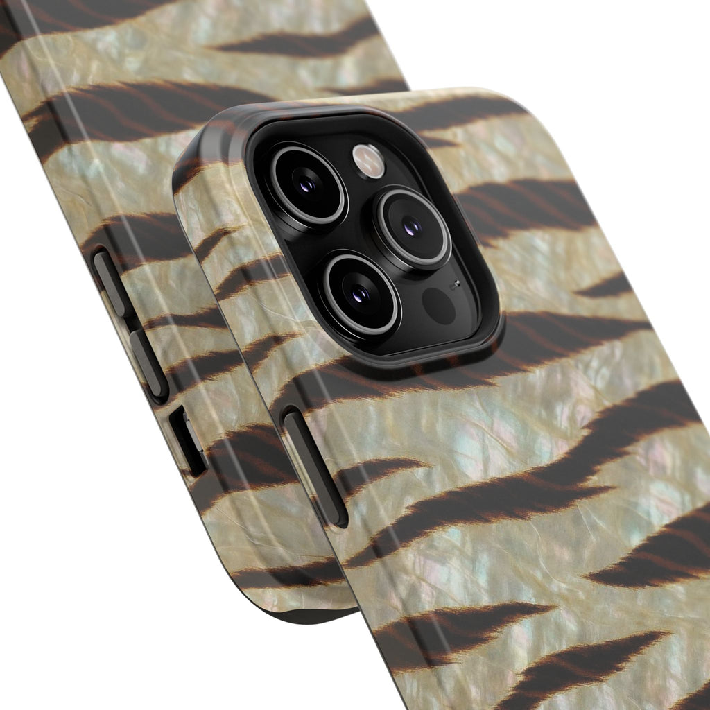 MOTHER OF PEARL TIGER STRIPES