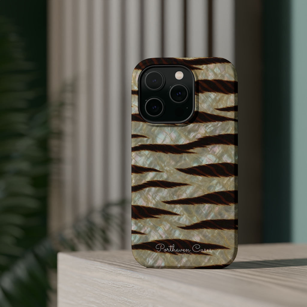 MOTHER OF PEARL TIGER