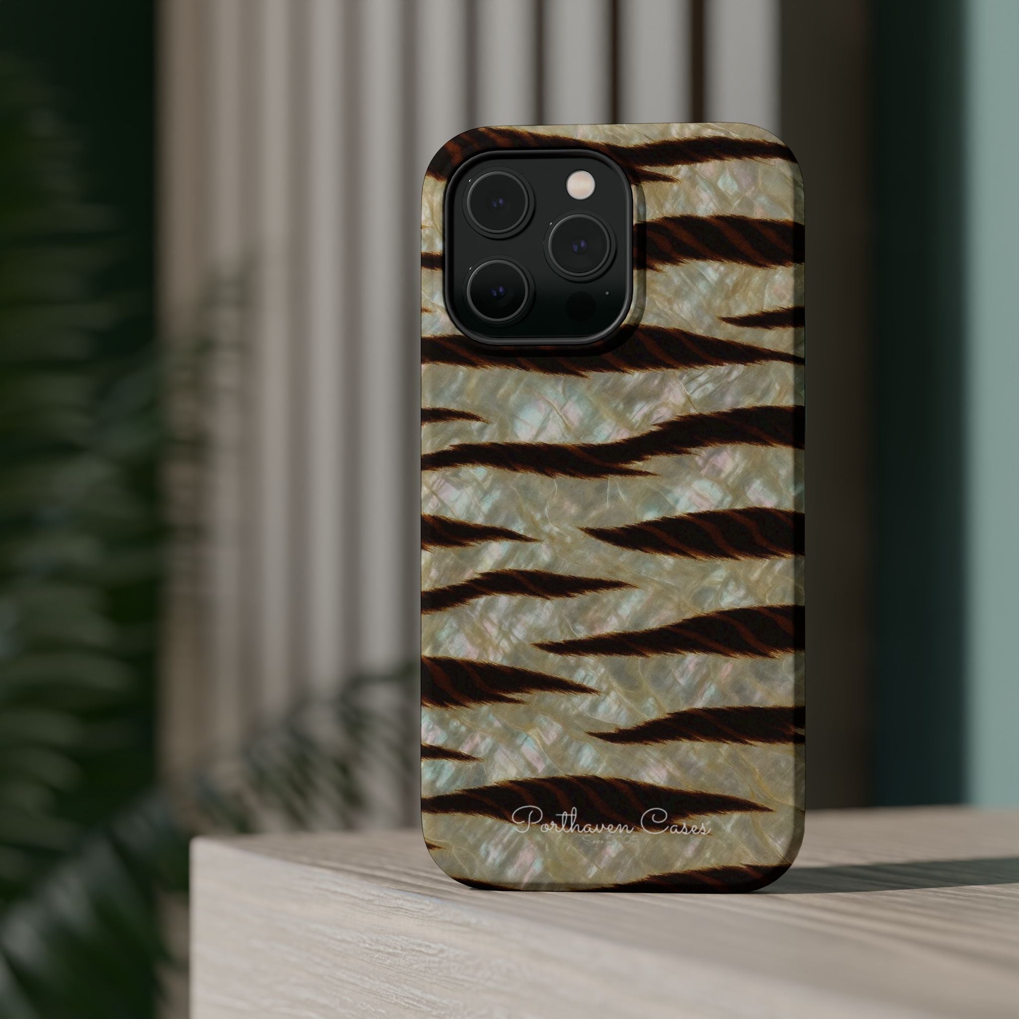 MOTHER OF PEARL TIGER